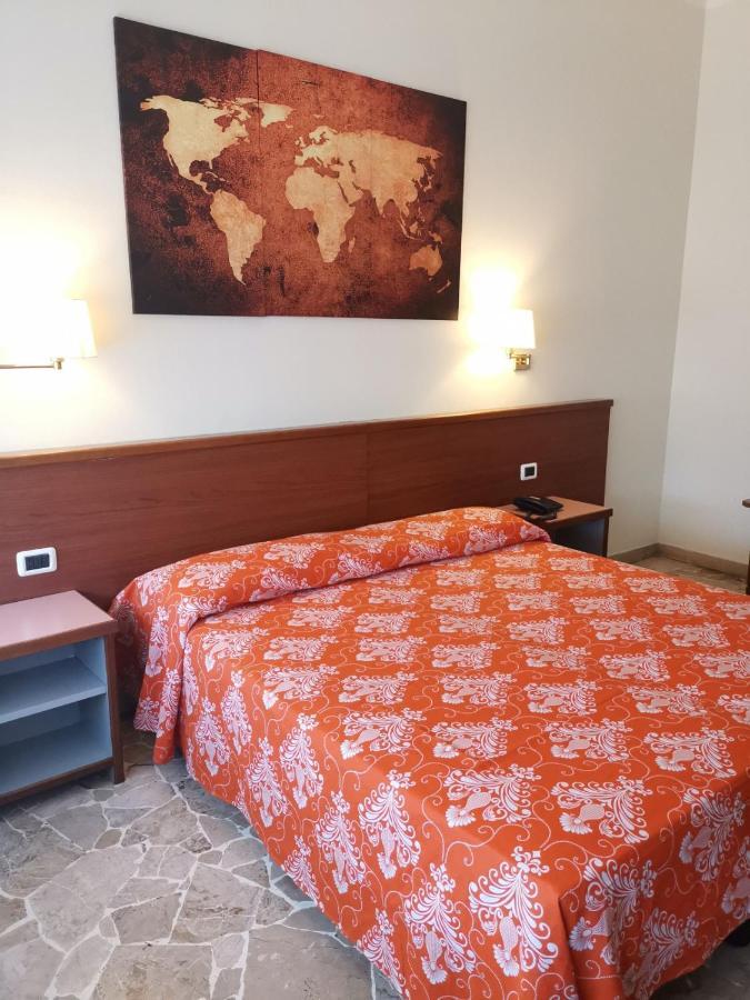 H&L Hotel شْنيسيلّو بالسامو المظهر الخارجي الصورة
