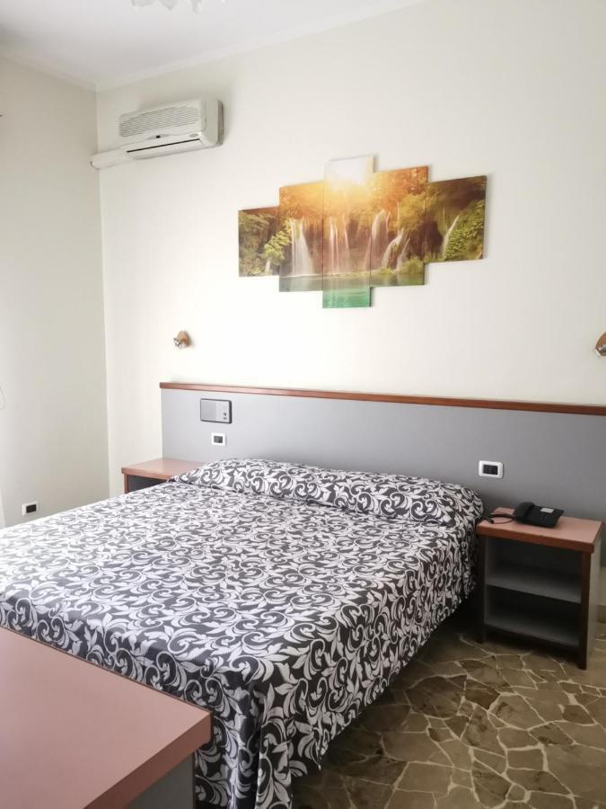 H&L Hotel شْنيسيلّو بالسامو المظهر الخارجي الصورة