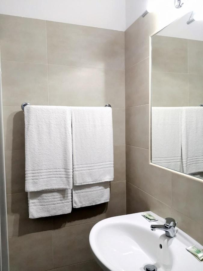 H&L Hotel شْنيسيلّو بالسامو المظهر الخارجي الصورة
