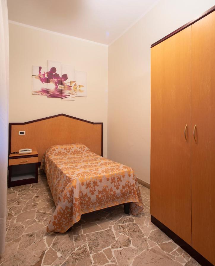 H&L Hotel شْنيسيلّو بالسامو المظهر الخارجي الصورة